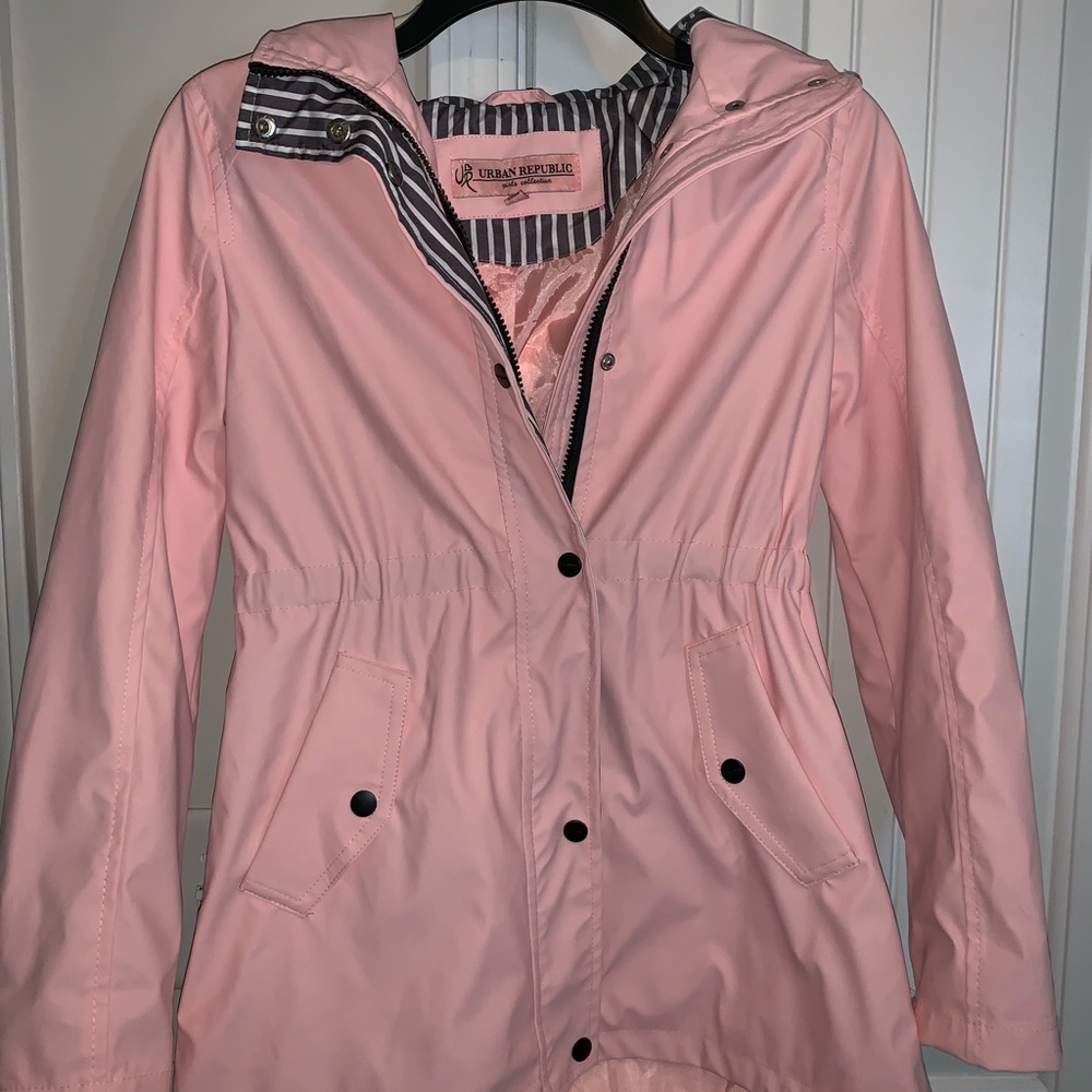 💕Urban Republic Girls Hooded Vinyl Raincoat💕